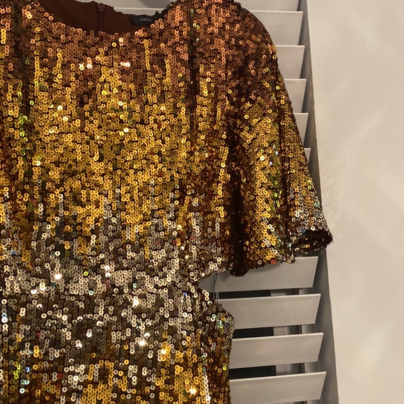 NWT French Connection ombré gold PF estari sequin cut out dress. Size 2. - Picture 3 of 12